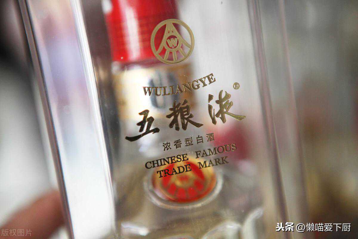 “中国八大名酒”是哪些？有啥特点？认准这8种白酒，不再怕踩雷