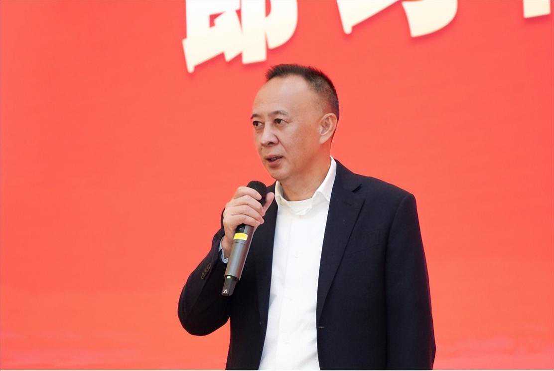 郎习再相聚，共同坚守品质，培育市场，打造赤水河谷酱酒黄金产区