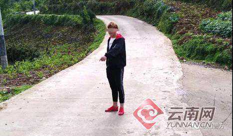 云南7个“熊孩子”共骑一摩托 为拍网络视频博眼球