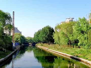 小布达拉宫-谿卡桑珠孜堡
